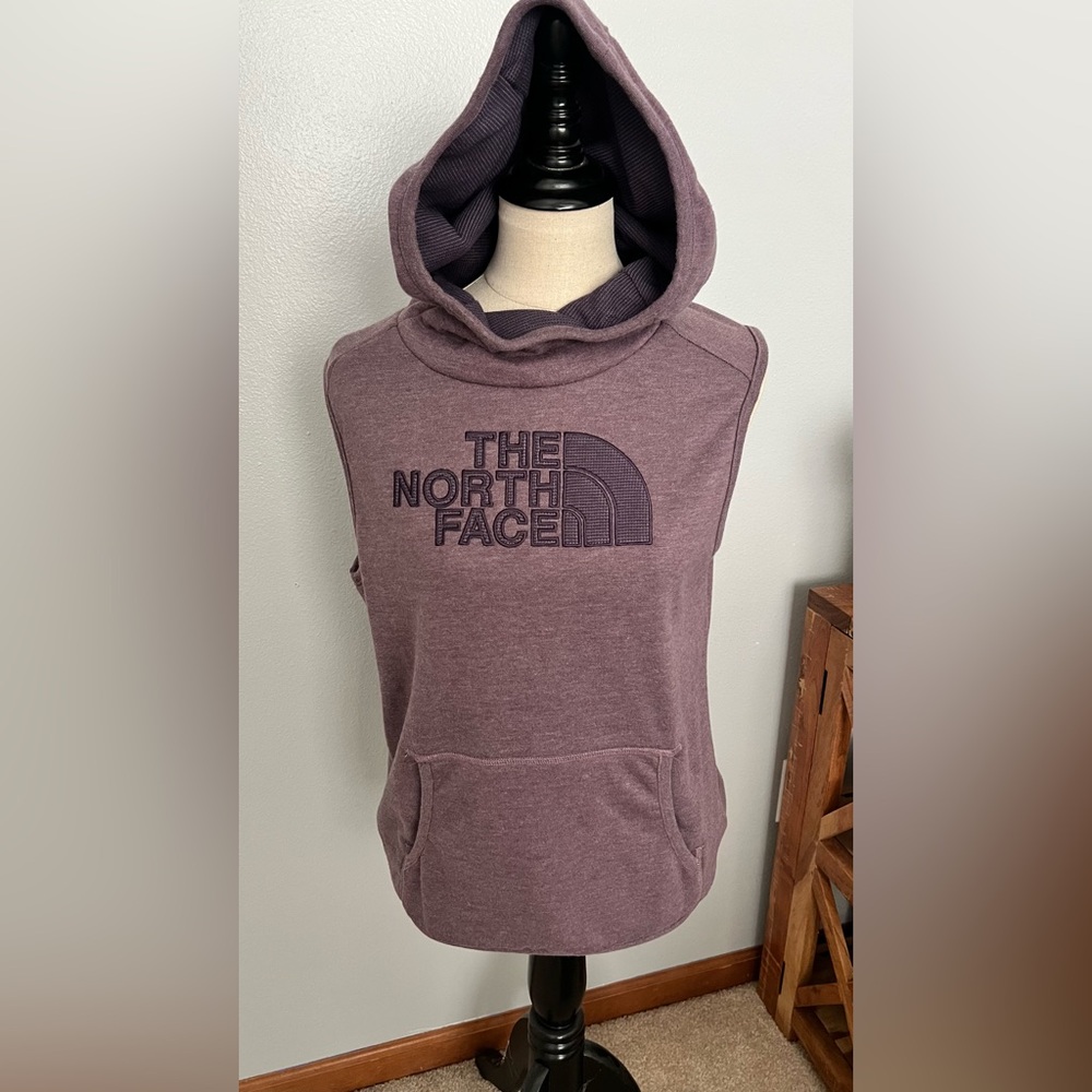 The North Face Sleeveless Sweatshirt Size M